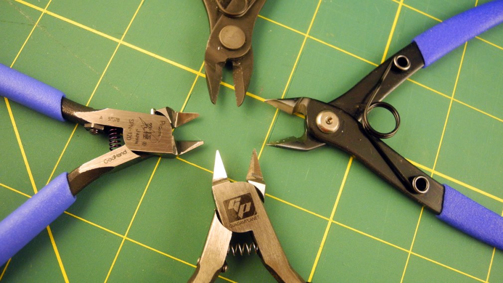 Nippers, sandpapir m.m