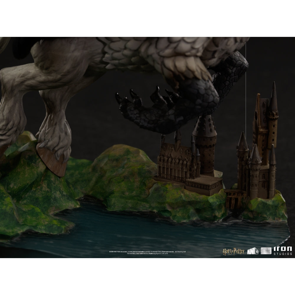 Iron Studios & Minico Harry Potter - Harry and Buckbeak Figure
