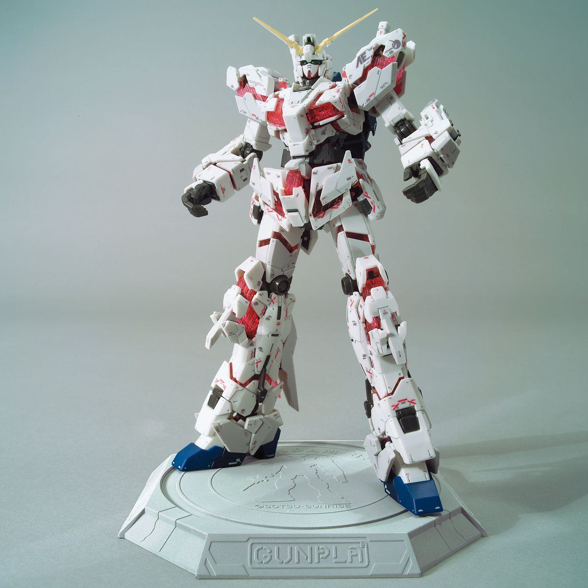 *PREORDER* RG 1/144 Gundam Base Limited RX-0 Unicorn Gundam Ver.TWC *PRE-ORDER*