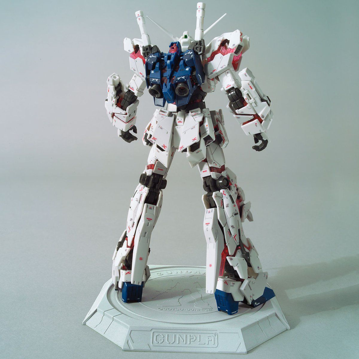 *PREORDER* RG 1/144 Gundam Base Limited RX-0 Unicorn Gundam Ver.TWC *PRE-ORDER*
