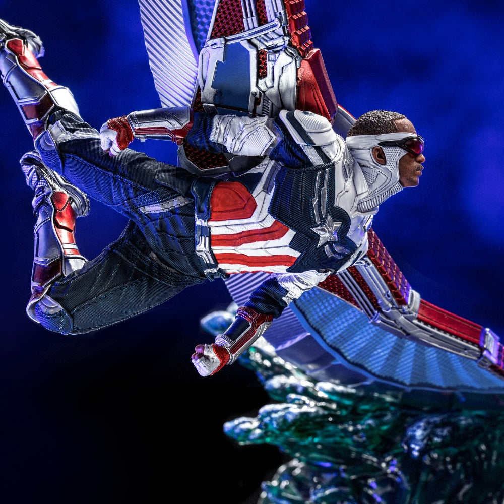 Iron Studios The Falcon and the Winter Soldier - Captain America Sam Wilson Statue Deluxe Art Scale 1/10