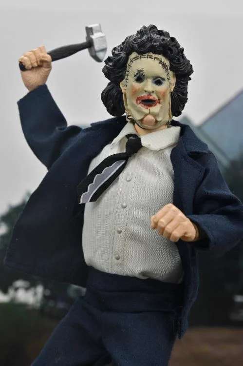 MASSACRE A LA TRONCONNEUSE -Leatherface "Pretty Woman" - Figurine 20cm