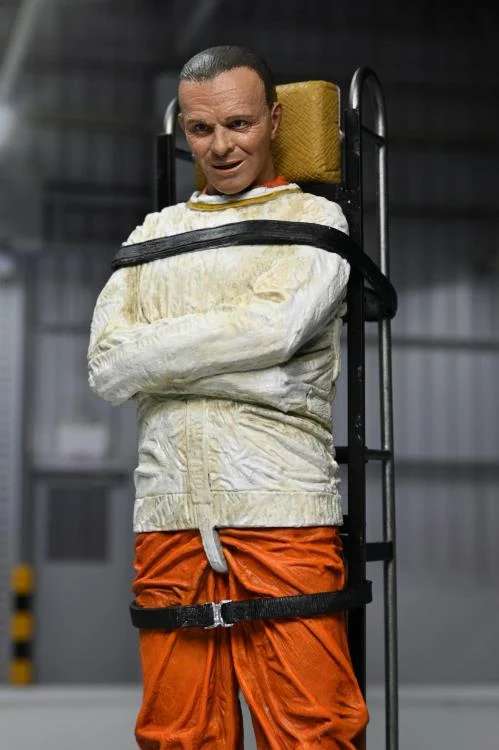 SILENCE OF THE LAMB - Dr Hannibal Lecter - Figure 17cm