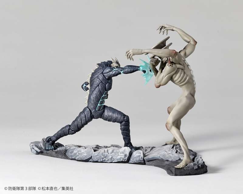 KAIJU N.8 - Kaiju N.8 VS Kaiju N.9 - Diorama 1/18 12.5cm