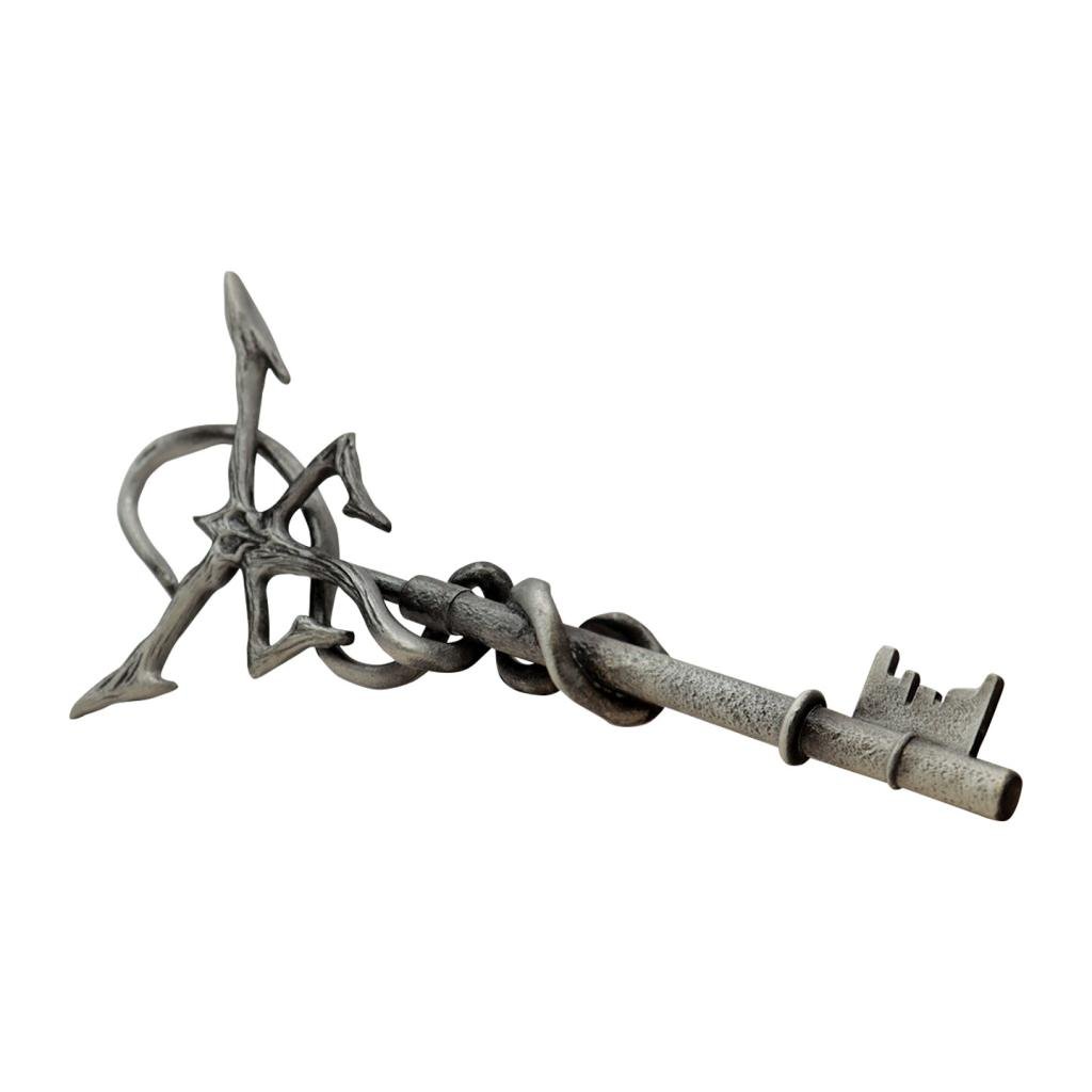 RESIDENT EVIL 4 - Insignia - Key Replica Limited Edition - 12cm