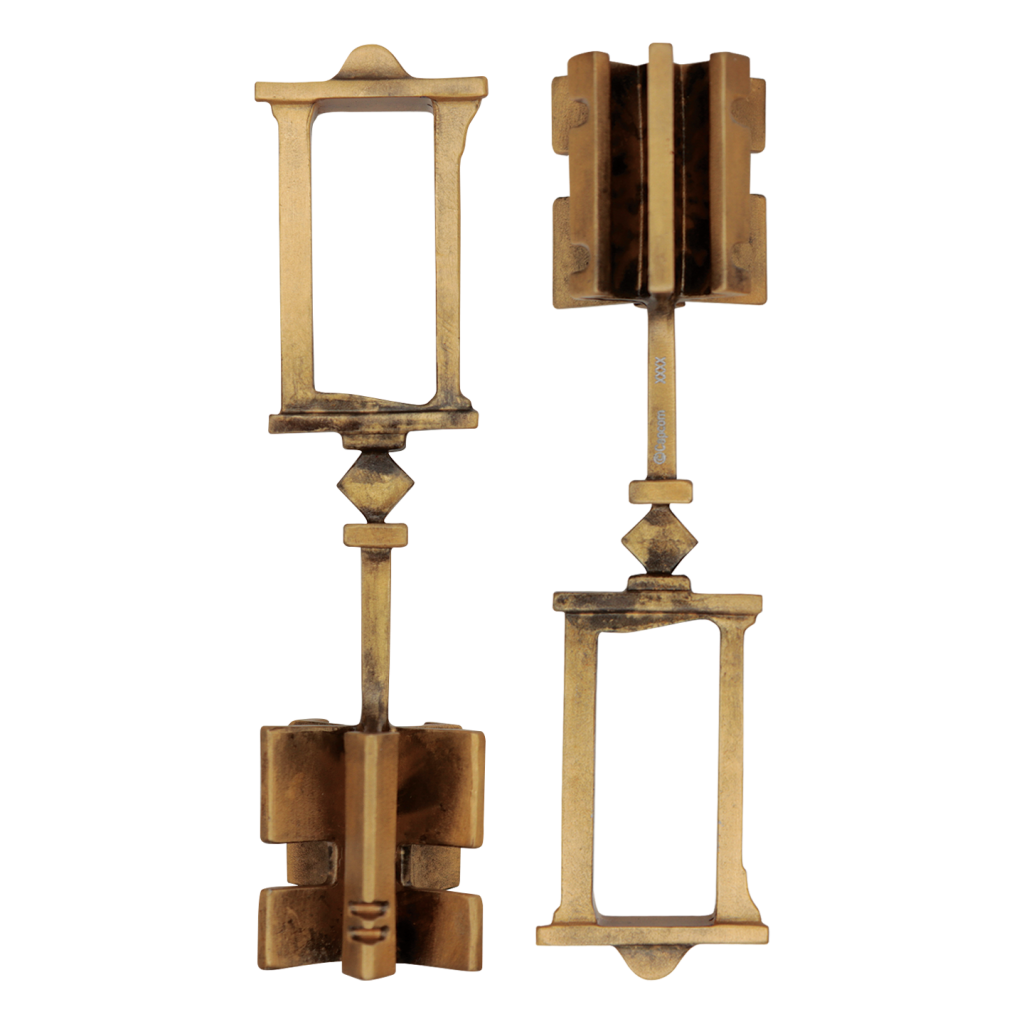 RESIDENT EVIL 4 - Wayshrine - Key Replica Limited Edition - 12cm