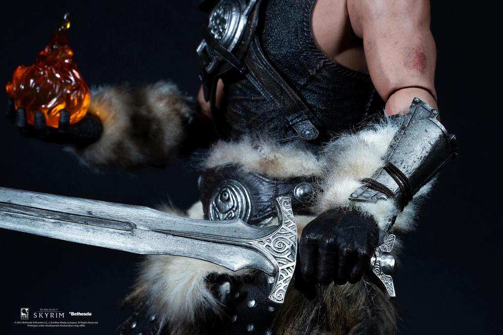 SKYRIM - Dragonborn standard - Action Figure '22x9x35cm'