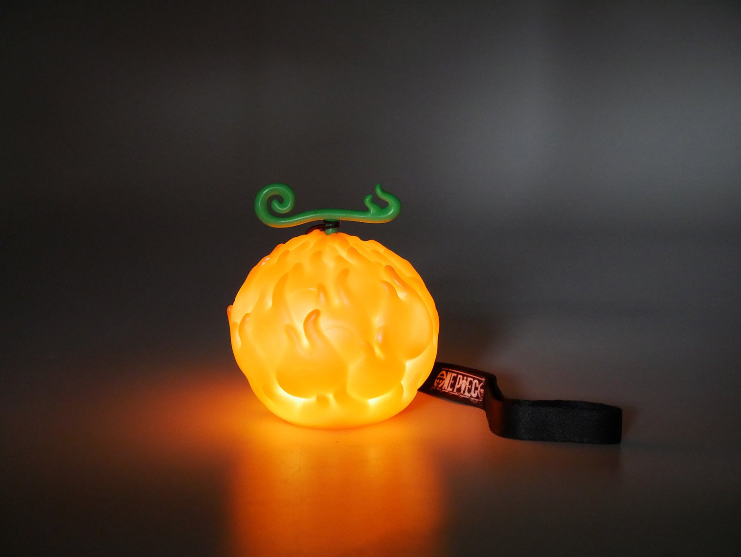 ONE PIECE - Flam Fruit - LED Lamp - 8 cm