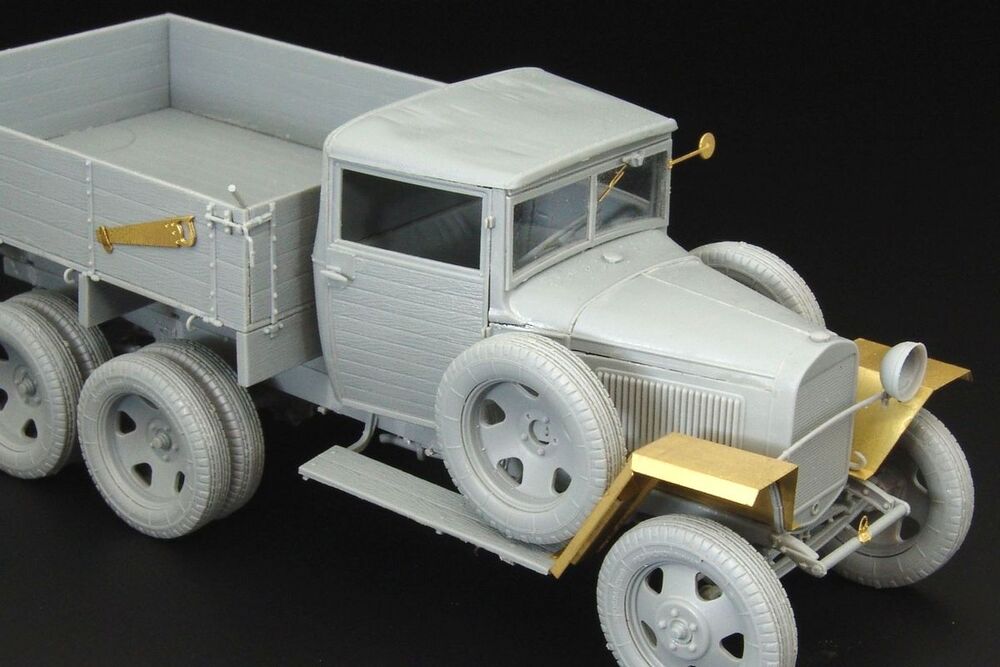 GAZ-AAA 1943  ( Miniart )