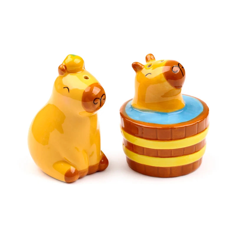 CAPYBARA - Duke - Salt and Pepper Shakers Set