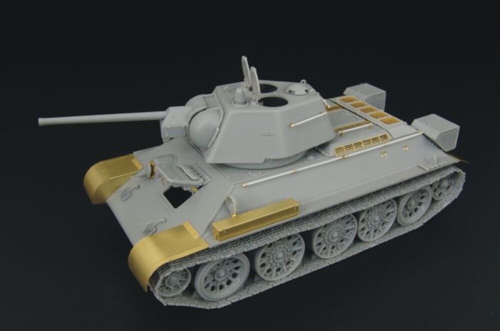 T-34-76 1943 Factory No 112