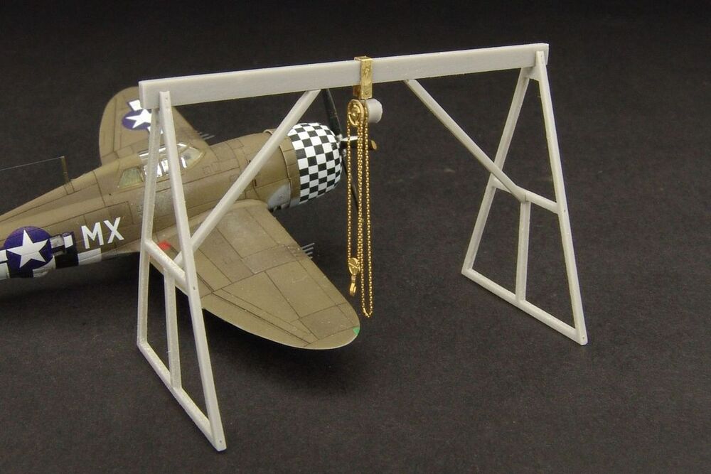 U S Airfield crane