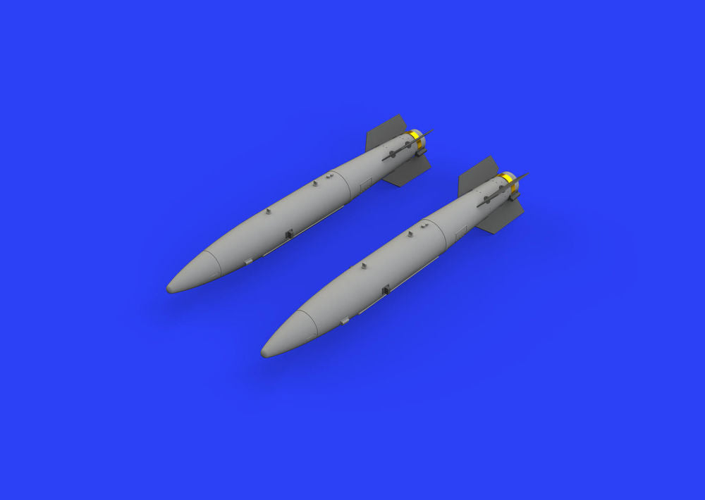 B43-1 Nuclear Weapon w/SC43-4/-7 tail assenbly