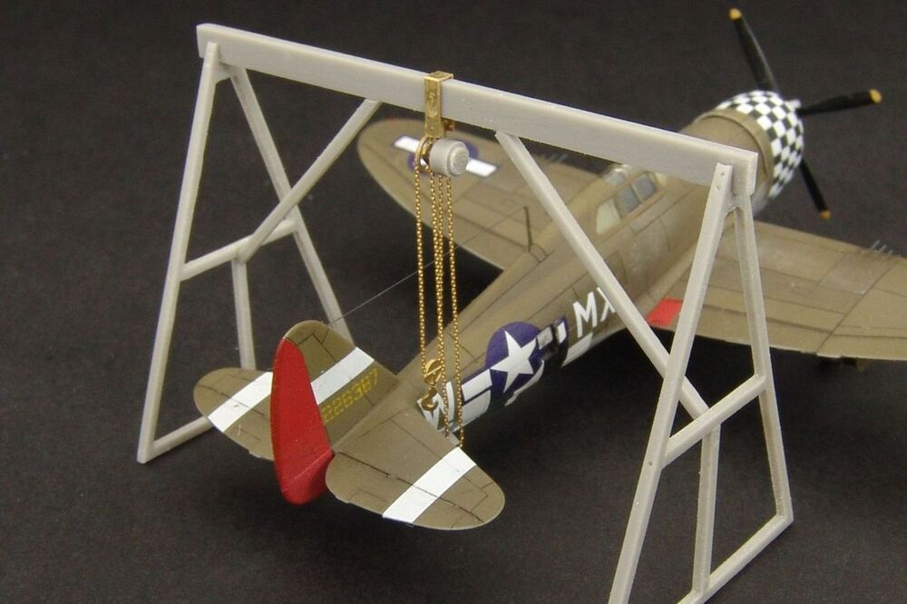 U S Airfield crane
