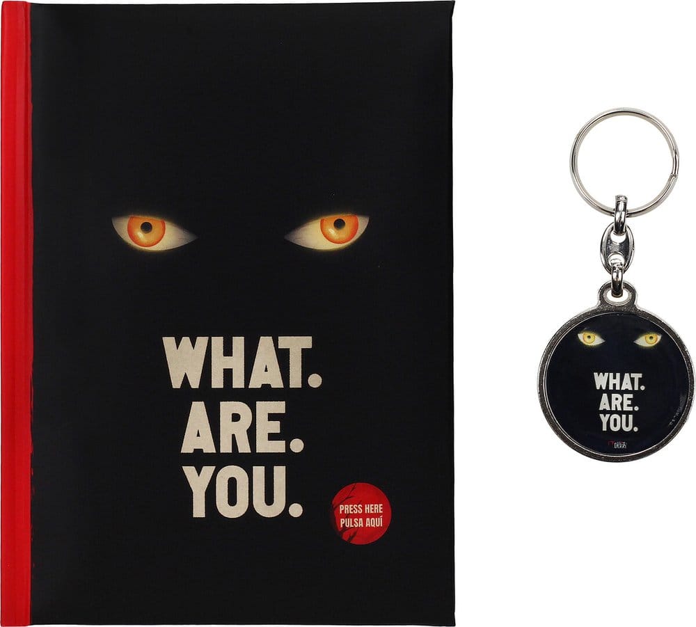 It: Welcome to Derry Light Up Notebook & Metal Keychain Gift Set 21 cm