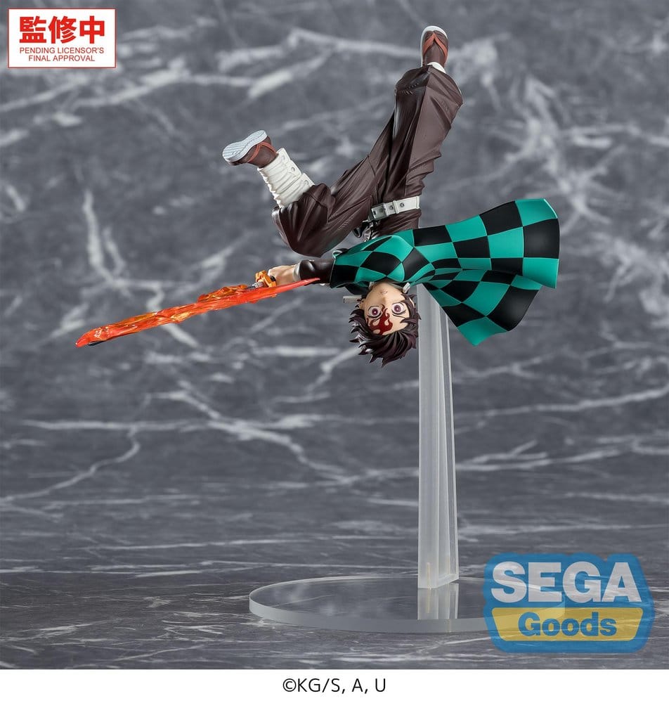 Demon Slayer: Kimetsu no Yaiba Luminasta PVC Figure Tanjiro Kamado Hinokami Kagura Setting Sun Transformation 15 cm