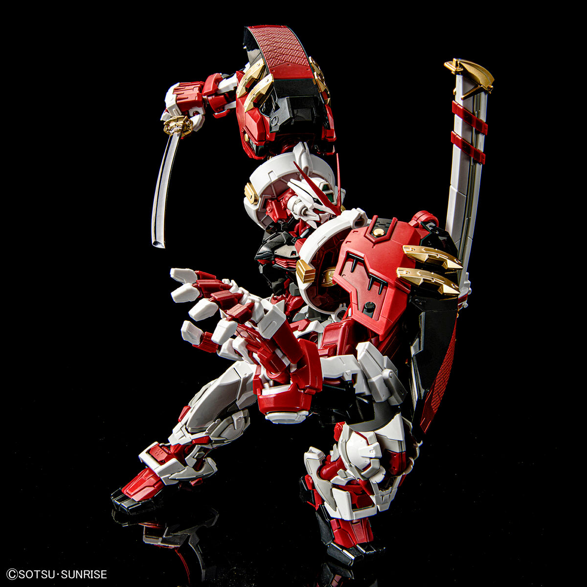 HiRM High resolution model 1/100 Gundam Astray Red Frame Powered Red