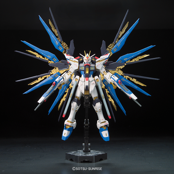RG Gundam ZGMF-X20A Strike freedom 1/144 - gundam-store.dk