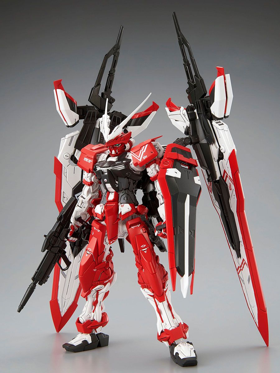 MG Gundam Astray Turn Red Limited P-Bandai Edition 1/100 - gundam-store.dk