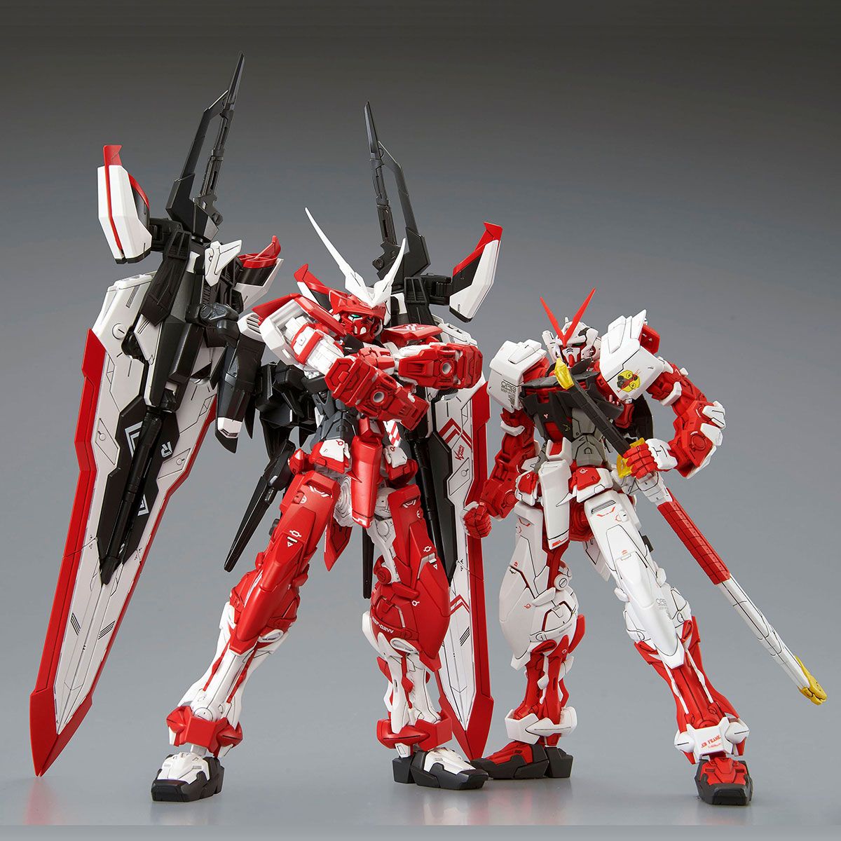 MG Gundam Astray Turn Red Limited P-Bandai Edition 1/100 - gundam-store.dk