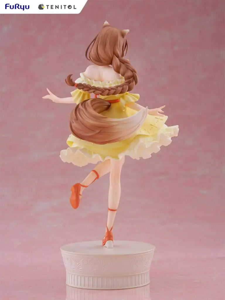 SPICE AND WOLF HOLO TENITOL FIGURE
