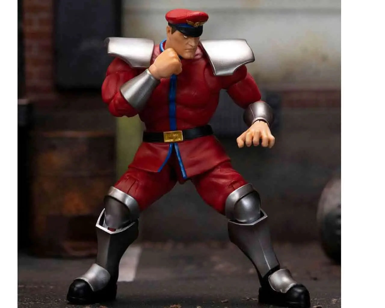 STREET FIGHTER 2: M. BISON - DE LUXE ACTION FIGURE SCALE 1:12
