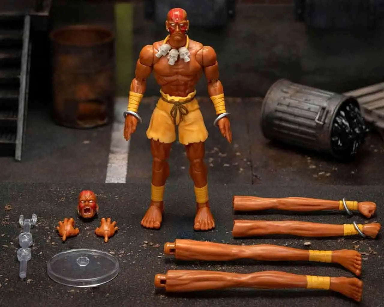STREET FIGHTER 2: DHALSIM - DE LUXE ACTION FIGURE SCALE 1:12