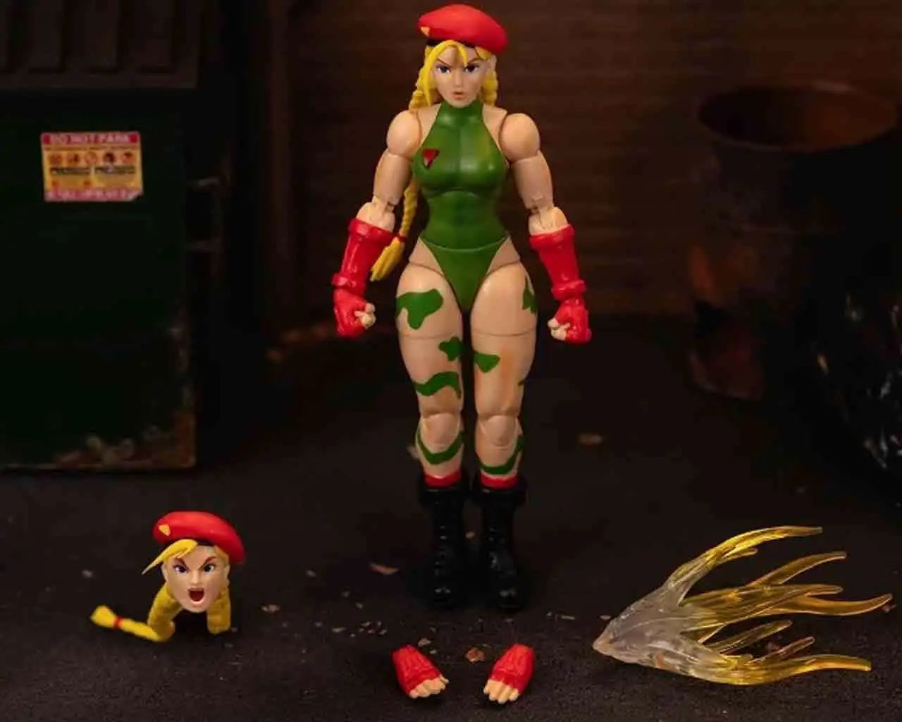 STREET FIGHTER 2: CAMMY - DE LUXE ACTION FIGURE SCALE 1:12