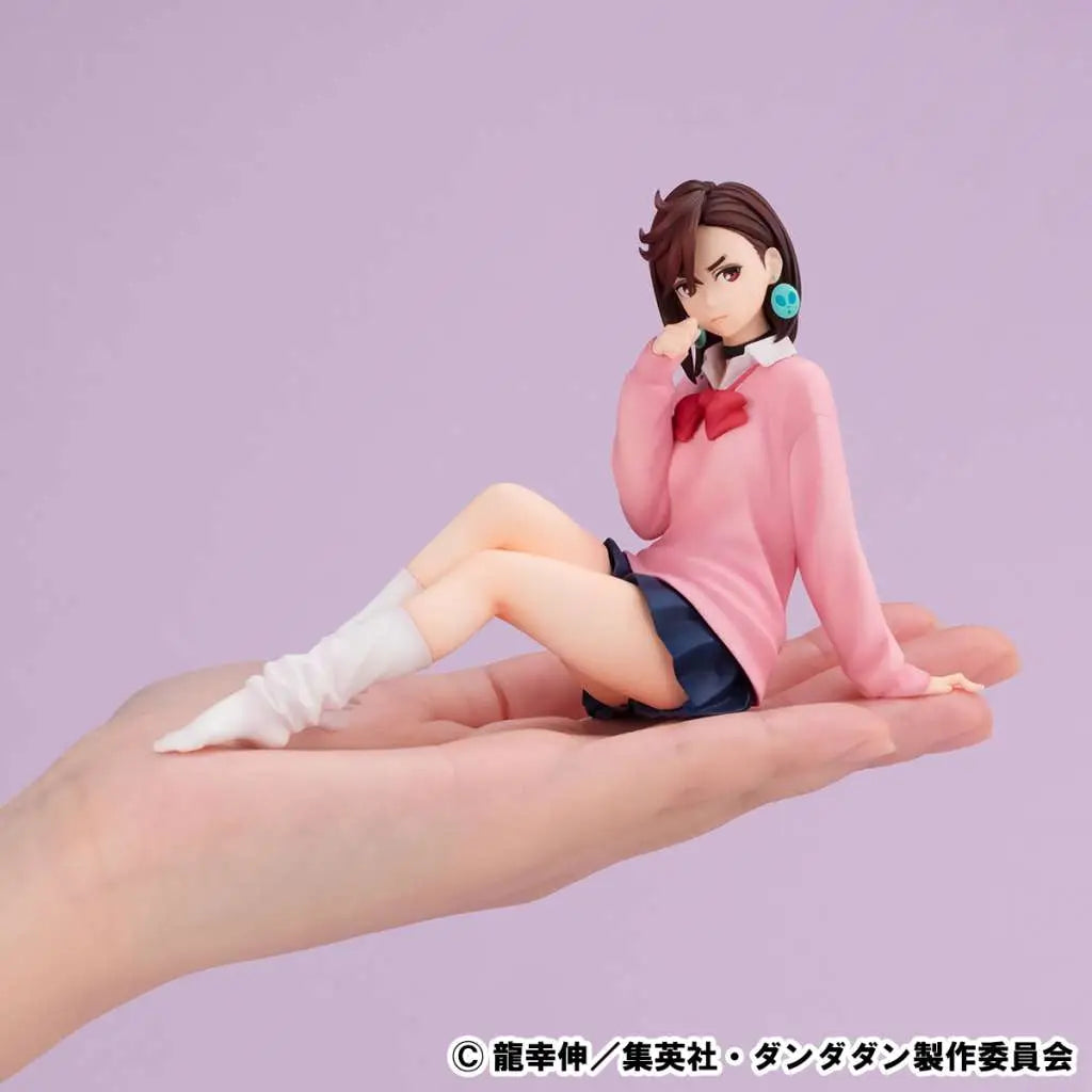 DAN DA DAN MOMO PALM SIZE GEM STATUE