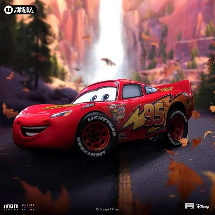CARS LIGHTNING MCQUEEN 1/10 STATUE