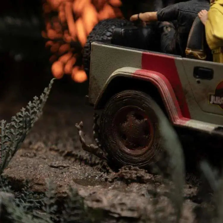 JURASSIC PARK DEMI ART T-REX ATTACKS 1/20 STATUE