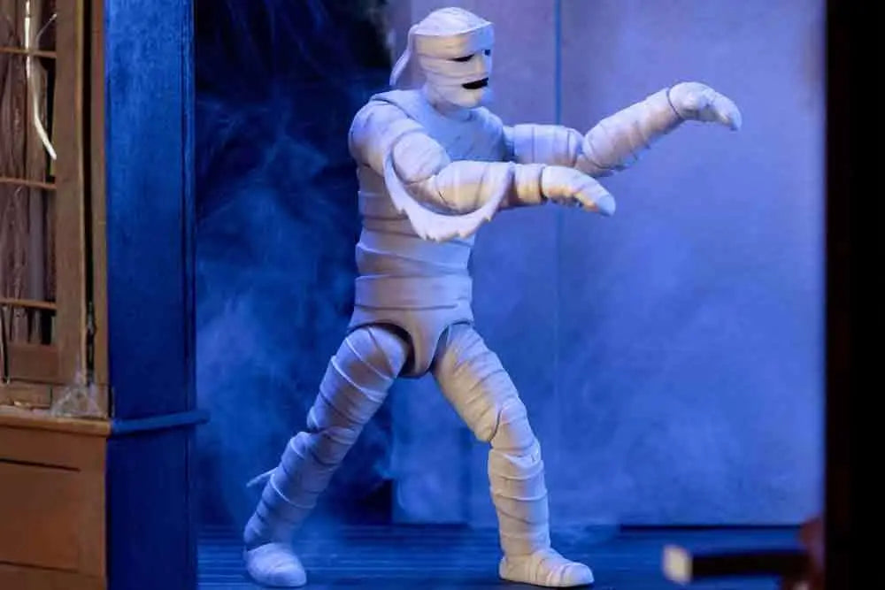 SCOOBY DOO WAVE 1: MUMMY OF ANKHA -  DE LUXE ACTION FIGURE SCALE 1:12