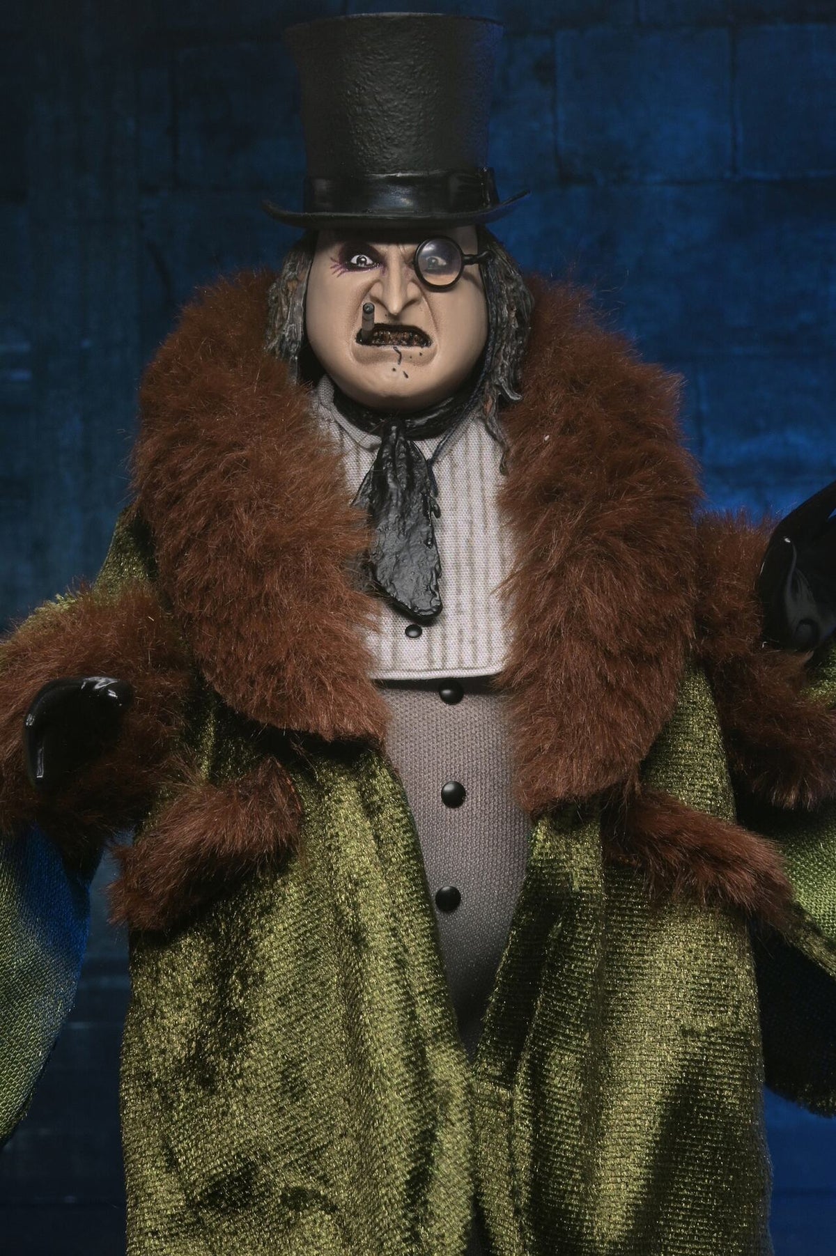 BATMAN RETURNS THE PENGUIN CLOTHED AF
