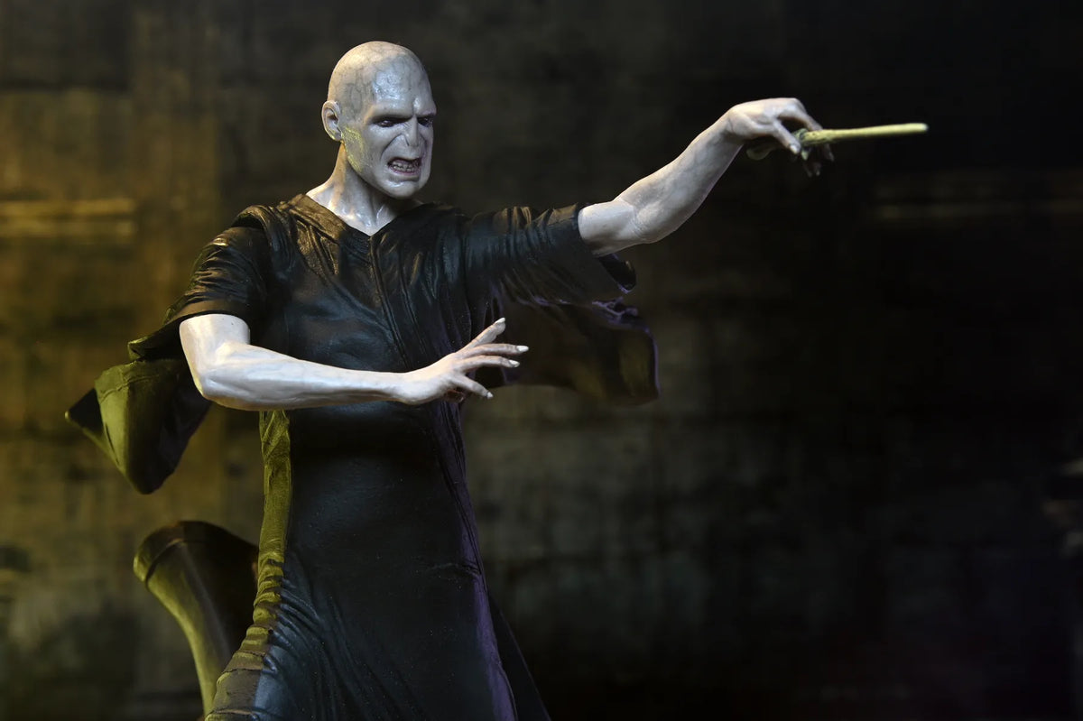 HARRY POTTER LEGACY COLLECTION VOLDEMORT BY