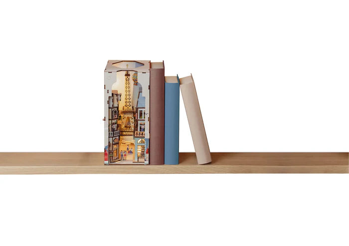 PARIS TINY ADVENTURES BOOK NOOK