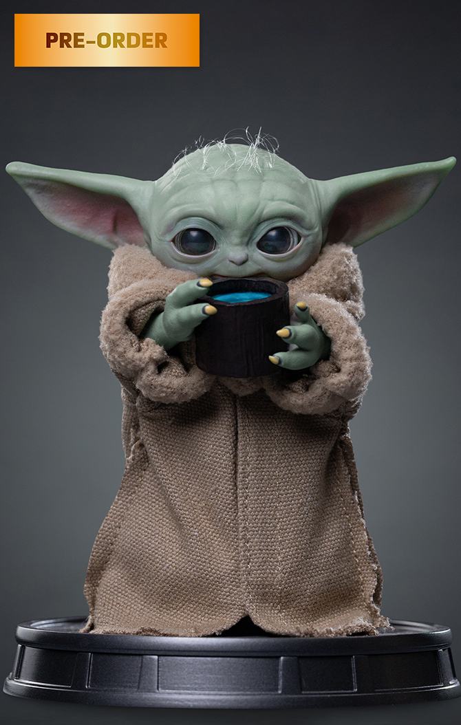 MANDALORIAN & GROGU MOVIE GROGU ALWAYS HUNGRY 1/4 LEGACY STATUE