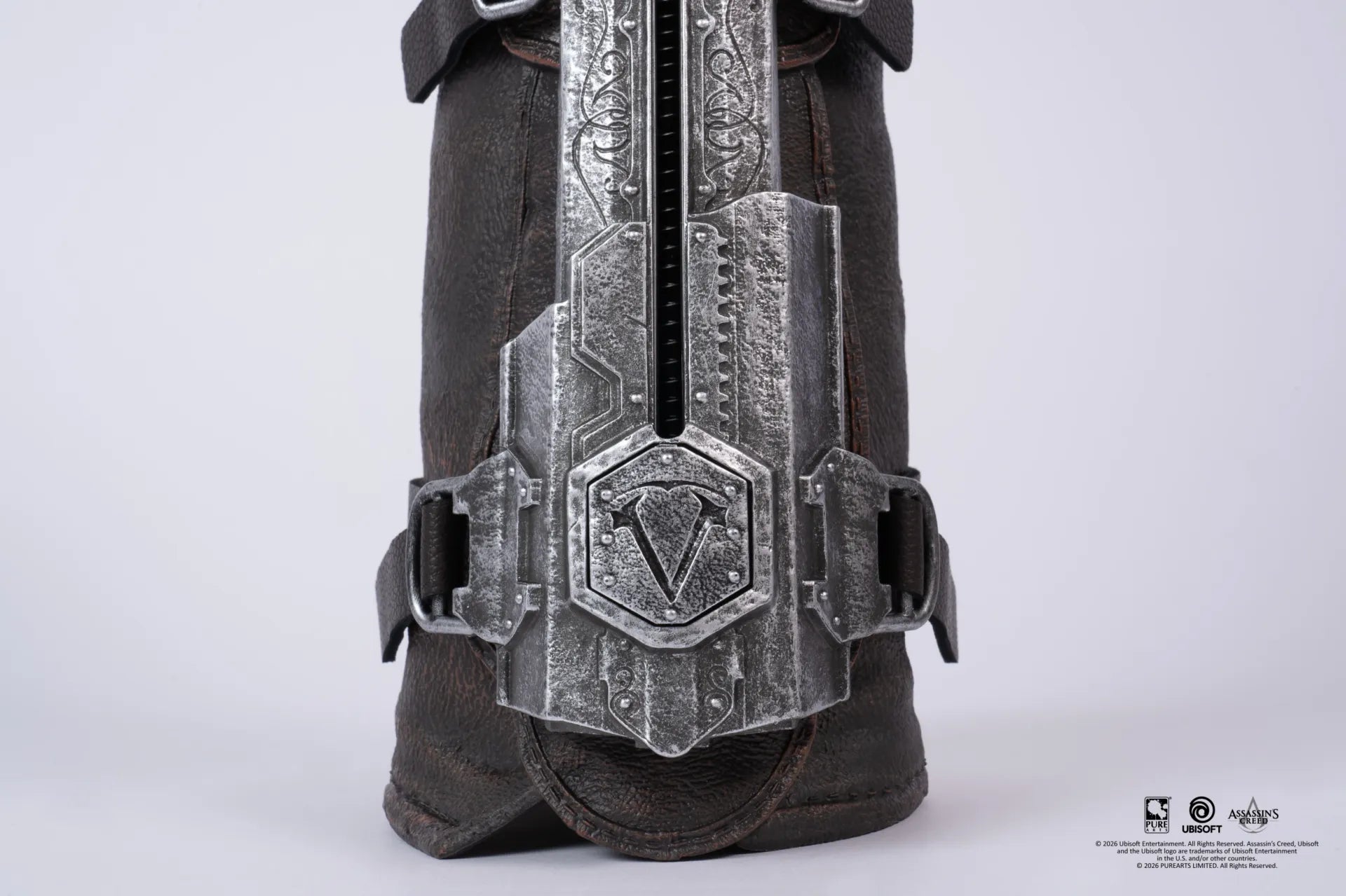 ASSASSIN’S CREED BLACK FLAG RESYNCED EDWARD KENWAY HIDDEN BLADE REPLICA