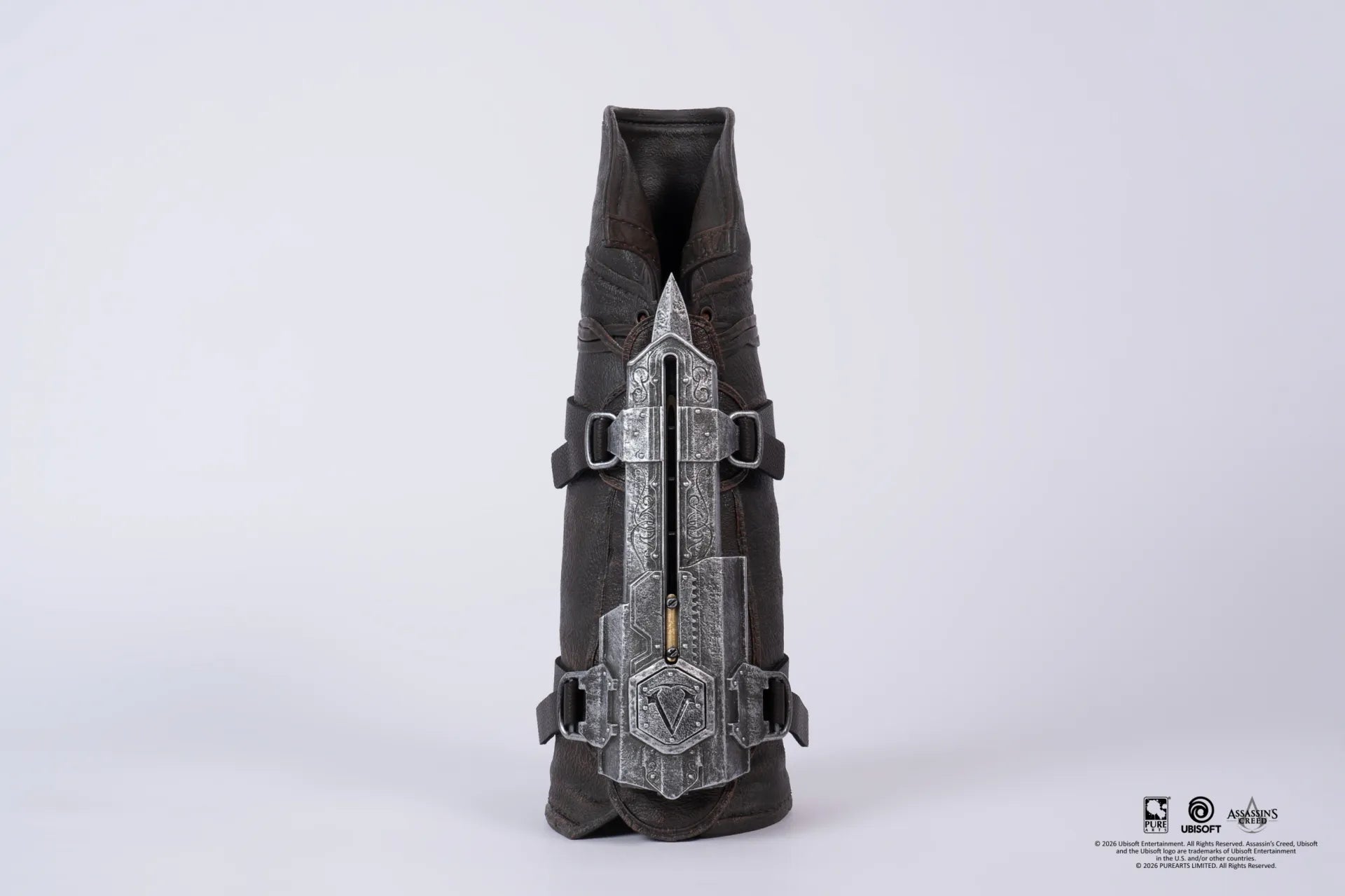ASSASSIN’S CREED BLACK FLAG RESYNCED EDWARD KENWAY HIDDEN BLADE REPLICA