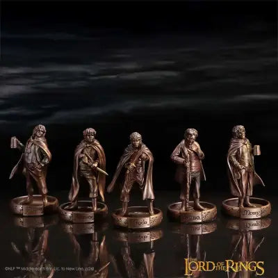 THE LORD OF THE RINGS THE HOBBITS OF THE SHIRE FIGURINE