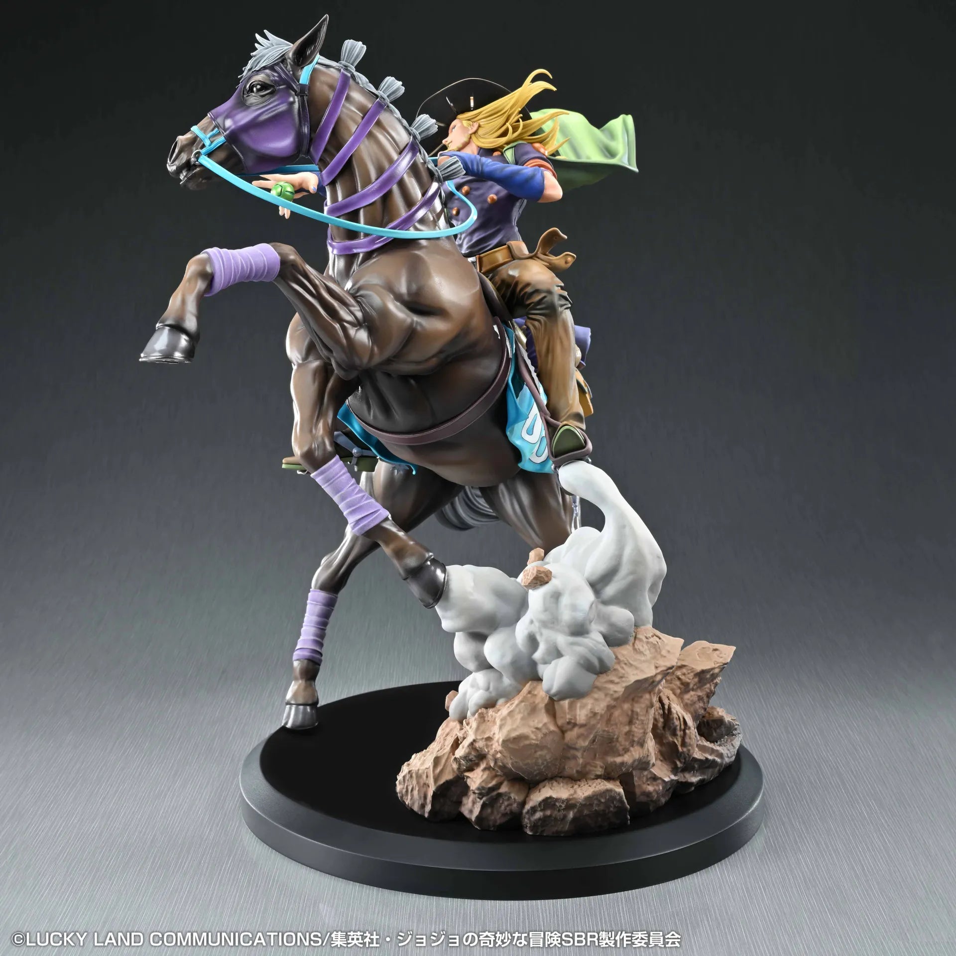 STEEL BALL RUN GYRO ZEPPELI AND VALKYRIE STATUE
