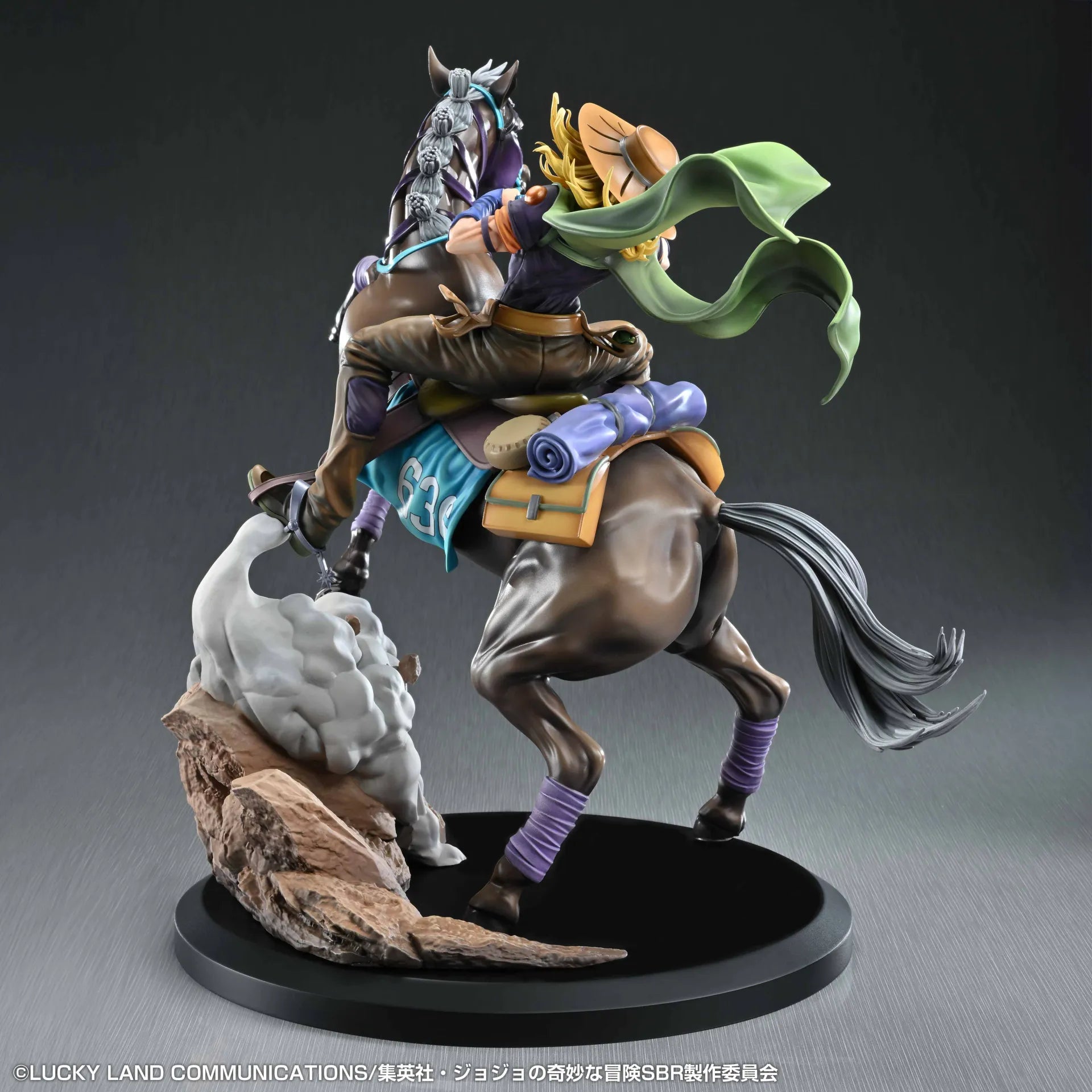 STEEL BALL RUN GYRO ZEPPELI AND VALKYRIE STATUE