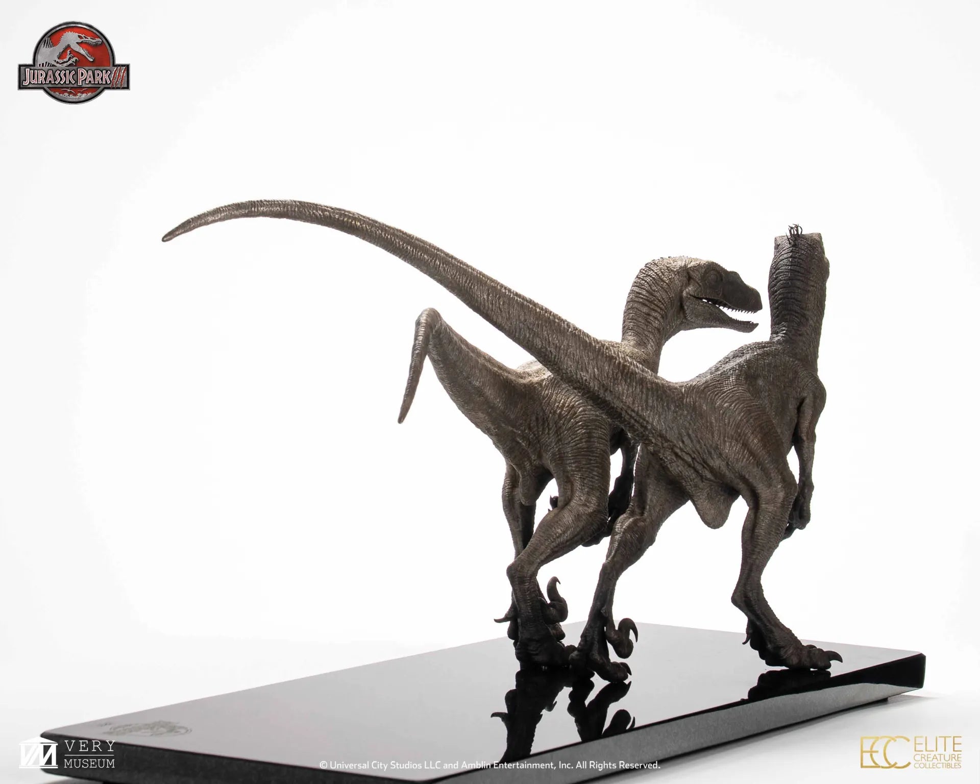 JURASSIC PARK 3 PAIR OF VELOCIRAPTORS 1/8 SCALE BRONZE