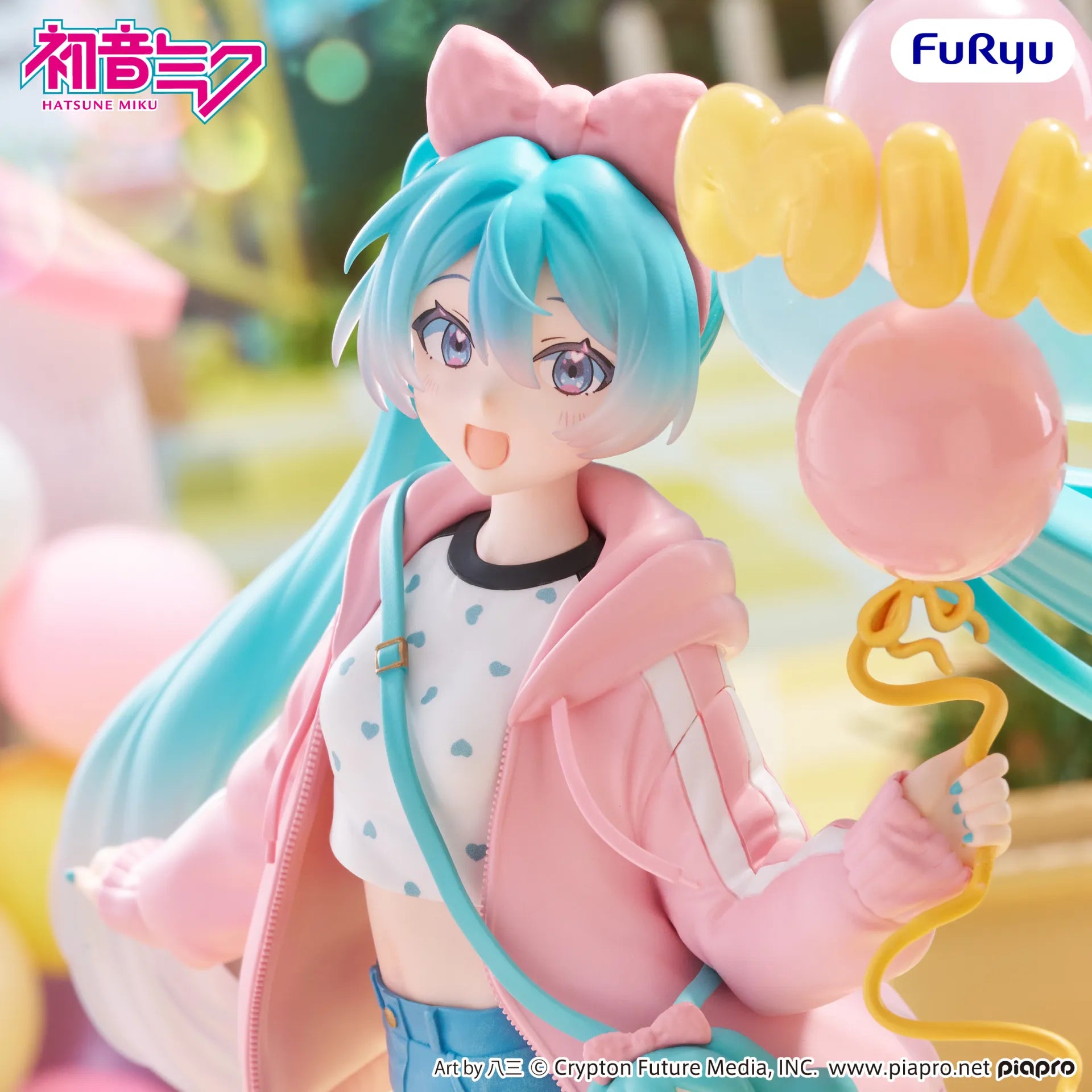 HATSUNE MIKU THEME PARK DATE MUCHUTE FIGURE