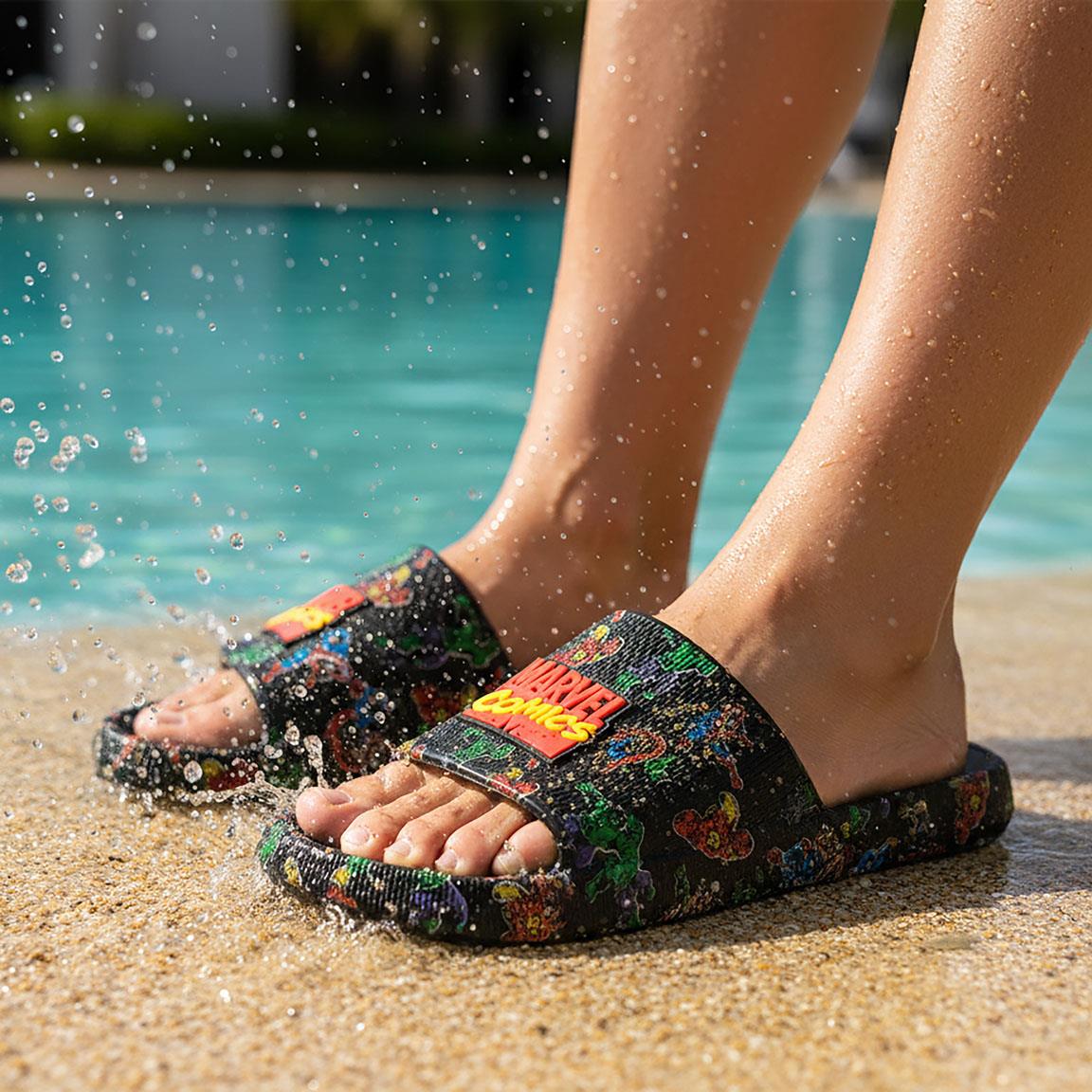 MARVEL - Comics - EVA Sandals - T38/39