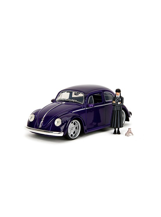 WEDNESDAY - Wednesday & Volkswagen Beetle - 1:24