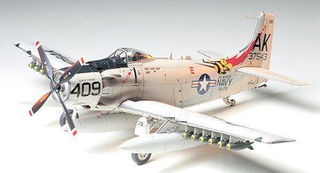 1/48 DOUGLAS A1H SKYRAIDER