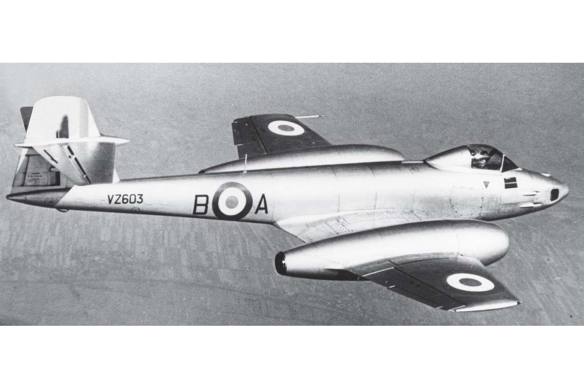 Gloster Meteor F.8/FR.9 1:72