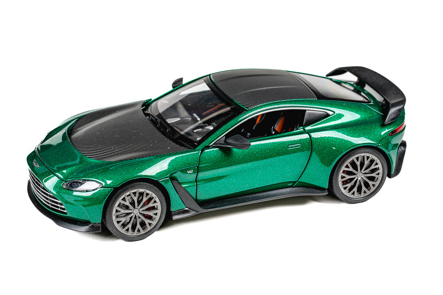 Aston Martin Vantage 1:24 die-cast, green