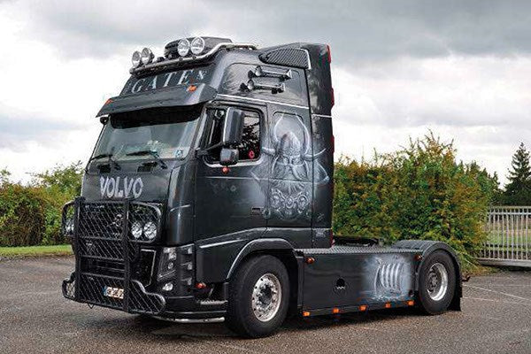 1:24 VOLVO FH16 Viking