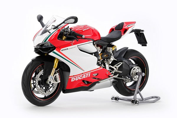 1/12 Ducati 1199 panigale S Tricolore